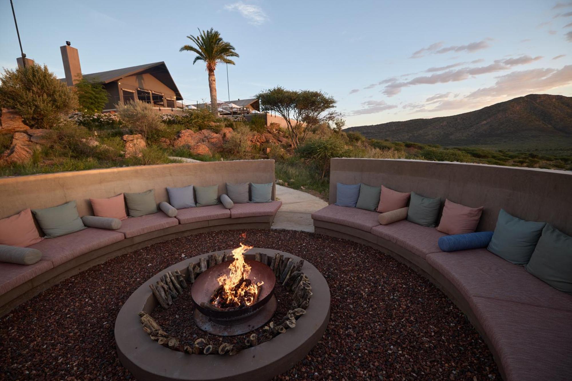 Gmundner Lodge Windhoek Exteriör bild